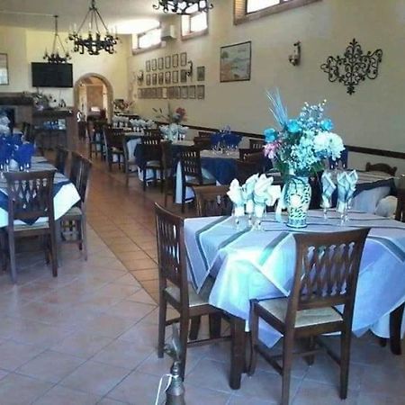 Отель Agriturismo Borgo Nuovo Sant'Agata Dei Goti Migliara-San Silvestro Экстерьер фото